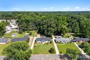 5421 Maplewood Ln, Charlotte, NC 28227 - Photo 36