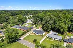 5421 Maplewood Ln, Charlotte, NC 28227 - Photo 2