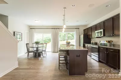4021 Juno Drive, Charlotte, NC 28215 - Photo 8