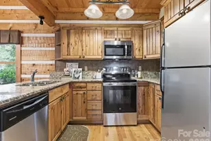 18 Rachels Cir, Maggie Valley, NC 28751 - Photo 8