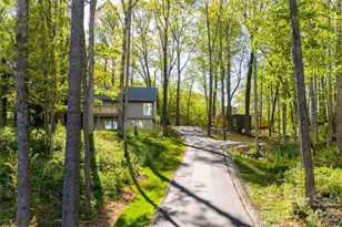 137 English Dr, Candler, NC 28715 - Photo 2