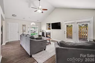 132 Brookhollow Dr, Mount Holly, NC 28120 - Photo 6