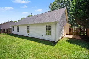 132 Brookhollow Dr, Mount Holly, NC 28120 - Photo 24