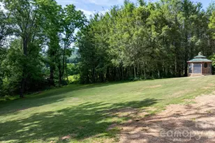 35 Glendale Dr, Spruce Pine, NC 28777 - Photo 32