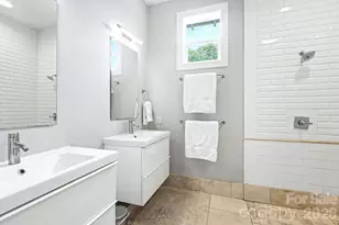 904 36th St, Charlotte, NC 28205 - Photo 28