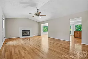 279 Woody Ln, Asheville, NC 28804 - Photo 16