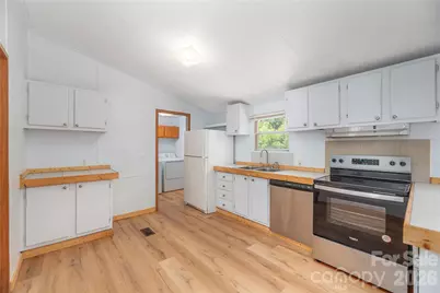 1458 Old Balsam Road, Waynesville, NC 28786 - Photo 6