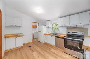 1458 Old Balsam Rd, Waynesville, NC 28786 - Photo 6
