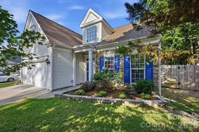 9420 Kestral Ridge Drive, Charlotte, NC 28269 - Photo 2