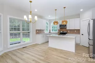 2544 Barrington Ct, Rock Hill, SC 29732 - Photo 6