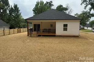 208 E 15th St, Salisbury, NC 28144 - Photo 16
