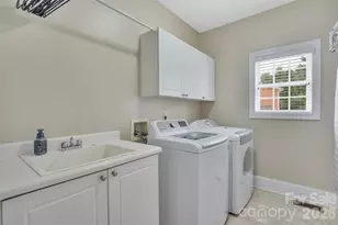 13708 Thompson Pl Dr, Mint Hill, NC 28227 - Photo 12
