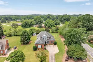 13708 Thompson Pl Dr, Mint Hill, NC 28227 - Photo 32
