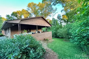 107 Conley St, Morganton, NC 28655 - Photo 4