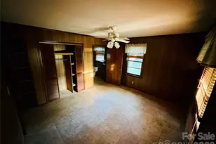 107 Conley St, Morganton, NC 28655 - Photo 16