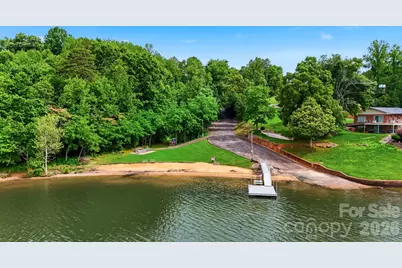 6089 Northlake Drive, Hickory, NC 28601 - Photo 40
