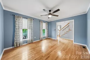 6089 Northlake Dr, Hickory, NC 28601 - Photo 6
