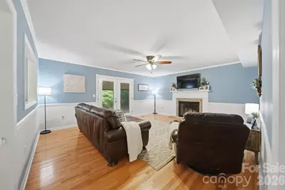 6089 Northlake Drive, Hickory, NC 28601 - Photo 8