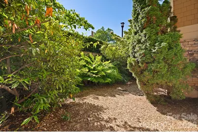 203 Bowling Park Road, Asheville, NC 28803 - Photo 2