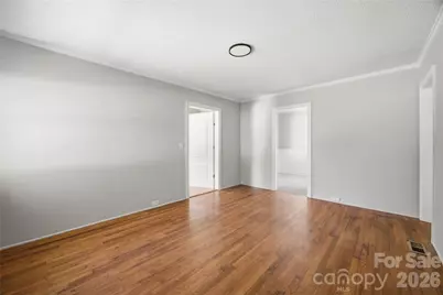 302 Houser Street, Cherryville, NC 28021 - Photo 2