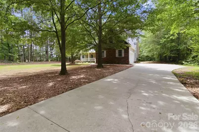 1603 Hunters Place Road, York, SC 29745 - Photo 4