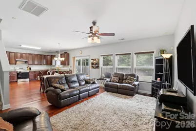 14021 Pinyon Pine Lane, Charlotte, NC 28215 - Photo 6
