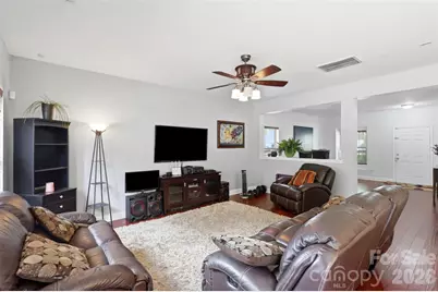 14021 Pinyon Pine Lane, Charlotte, NC 28215 - Photo 8