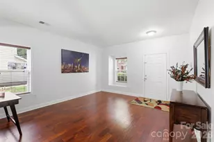 14021 Pinyon Pine Ln, Charlotte, NC 28215 - Photo 4