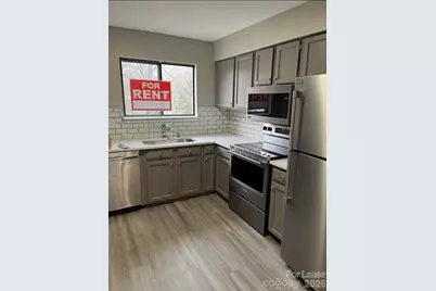 2901 Heathstead Place #G, Charlotte, NC 28210 - Photo 2
