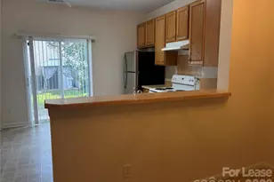 8708 Twined Creek Ln, Charlotte, NC 28227 - Photo 4