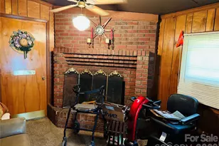 4410 Birkdale Dr, Charlotte, NC 28208 - Photo 12