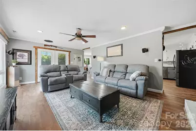 2411 Robertson Lane, Lenoir, NC 28645 - Photo 8