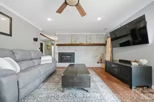 2411 Robertson Ln, Lenoir, NC 28645 - Photo 10