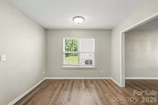 8621 Berrybrook Ln, Charlotte, NC 28269 - Photo 6