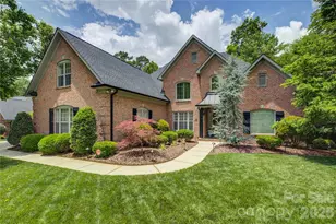 11404 Fernside Dr, Charlotte, NC 28227 - Photo 2
