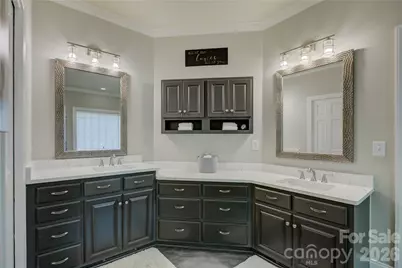 11404 Fernside Drive, Charlotte, NC 28227 - Photo 24