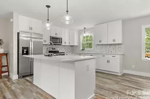 2179 Green Peach Rd, Lancaster, SC 29720 - Photo 6