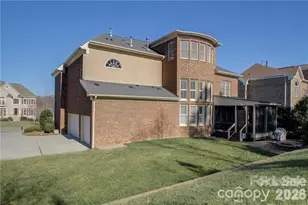 425 3 Greens Dr, Huntersville, NC 28078 - Photo 4