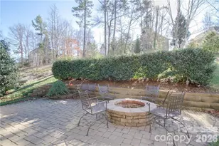 425 3 Greens Dr, Huntersville, NC 28078 - Photo 2