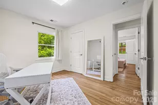 1142 Fox Run Dr, Charlotte, NC 28212 - Photo 20