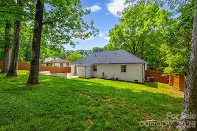 1142 Fox Run Drive, Charlotte, NC 28212 - Photo 36