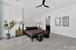 505 E 6th St, Charlotte, NC 28202 - Photo 20