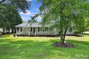 215 W Stevens St, Kershaw, SC 29067 - Photo 1