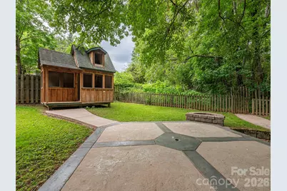 136 Assembly Street, Waynesville, NC 28786 - Photo 32