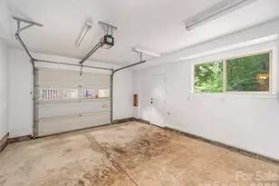 136 Assembly St, Waynesville, NC 28786 - Photo 26