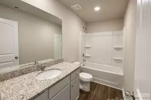 8100 Derby Woods Ln, Charlotte, NC 28214 - Photo 16