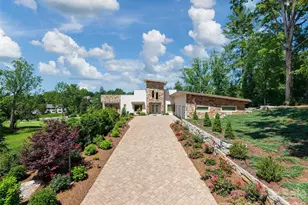 123 Wembley Rd, Asheville, NC 28804 - Photo 2