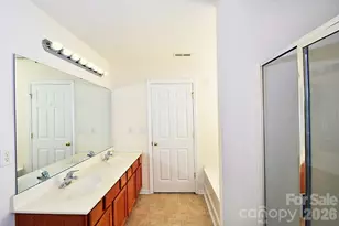6710 Goldenwillow Dr, Charlotte, NC 28215 - Photo 8