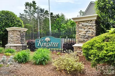 6710 Goldenwillow Drive, Charlotte, NC 28215 - Photo 16