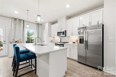 9116 Mallard Mills Drive, Charlotte, NC 28262 - Photo 8